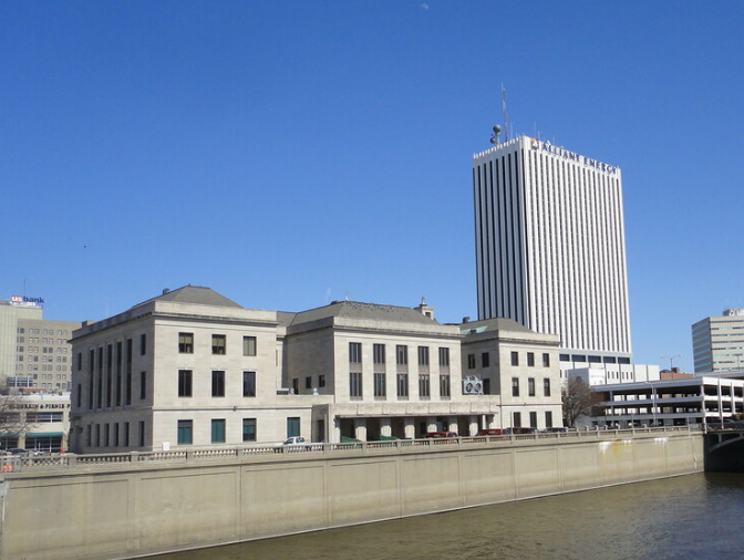 Steel Rises on Cedar Rapids’ Cedar Crossing Casino as Iowa’s Gambling Industry Bets Big